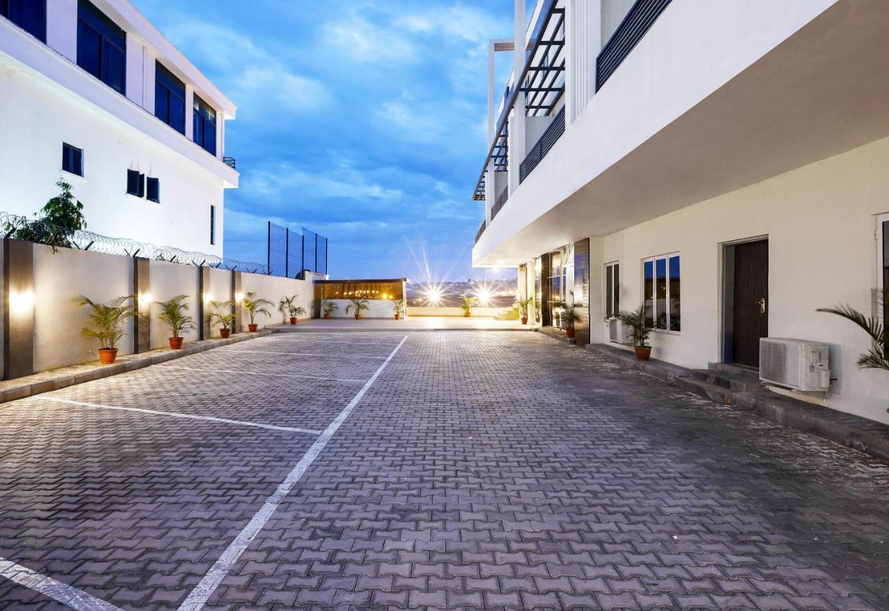 Aveon Hotel Abuja Exterior foto